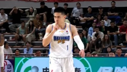 开云入口-北京险些被广州逆转！陈盈骏一己之力救许利民，周琦罚球回调！|比赛|北控|杰曼|德比|谩骂声_新浪体育_新浪新闻