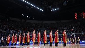 余嘉豪：这届亚洲杯男篮私交很好&amp;很团结 12个人都明白自己的定位