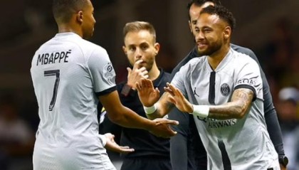 开云APP-让巴黎的大牌接受轮换 这是主帅加尔捷真正的胜利