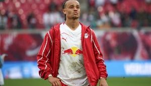 图片报：切尔西提出只有加入球员交换才可能签西蒙斯