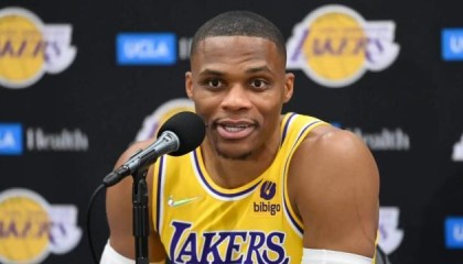 开云在线-韦少新赛季应担任替补？哈姆：他和贝弗利能共存